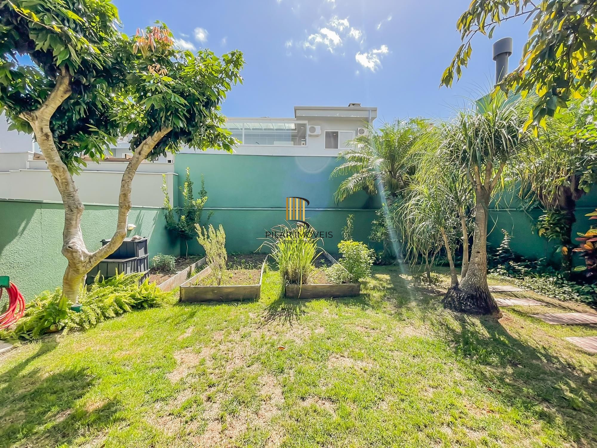 Linda e aconchegante casa em condomínio no Lagos de nova Ipanema