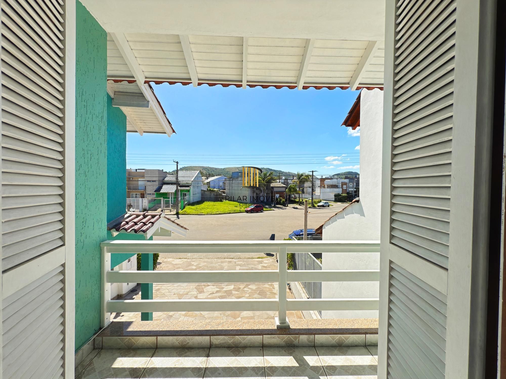 Casa 3 dormitórios no bairro Aberta dos Morros