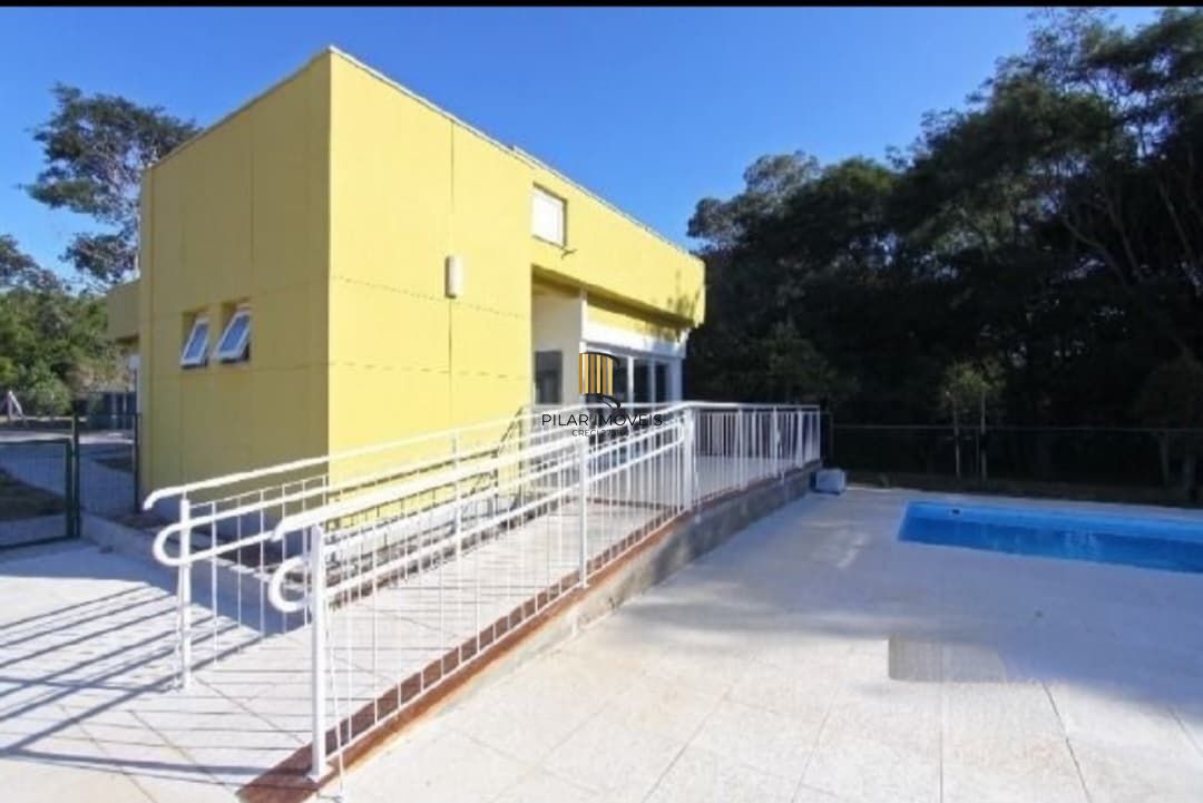 Casa de Condomínio 3 dormitórios no bairro Campo Novo