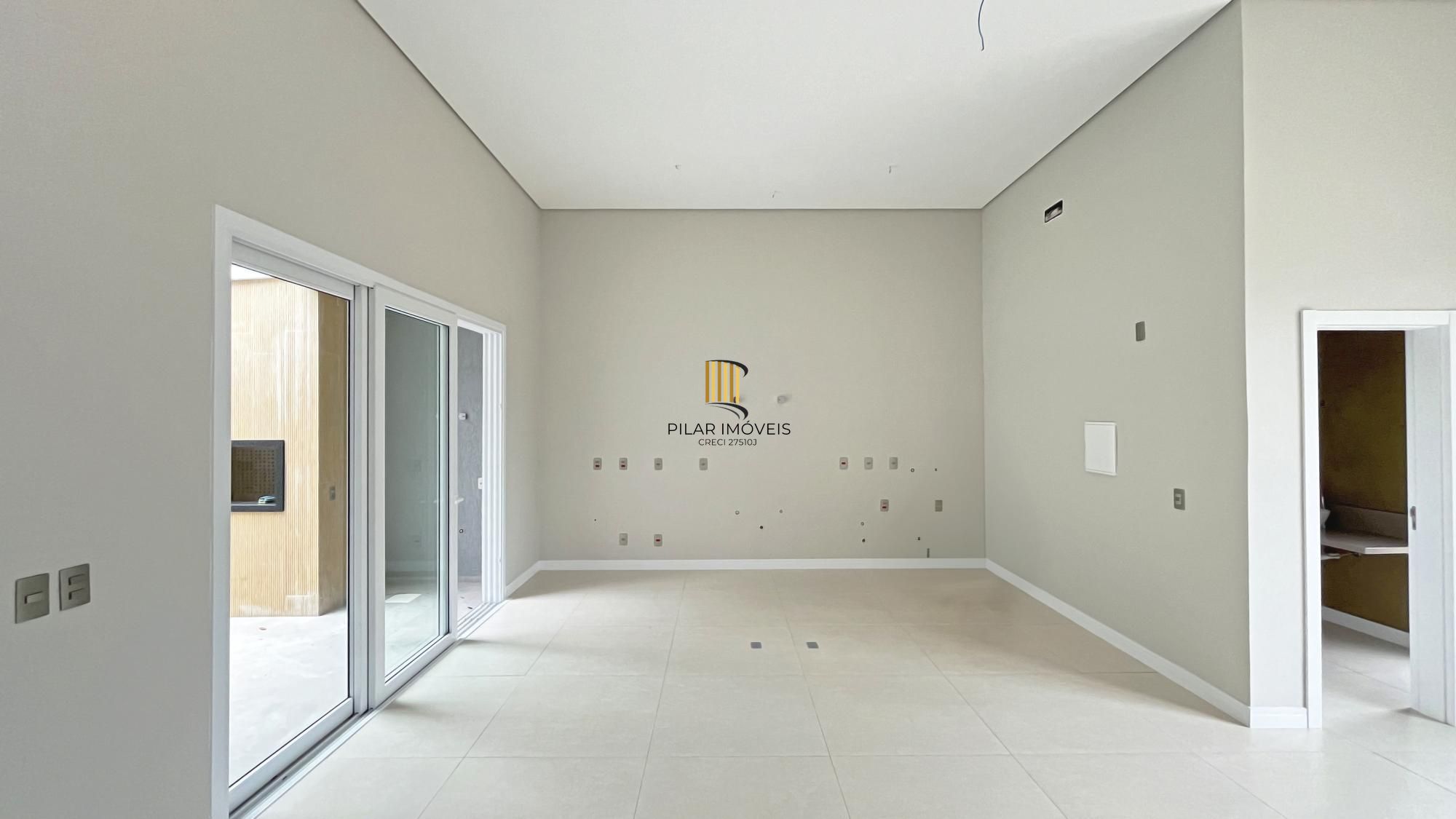 Casa Condominio em Porto Alegre, no bairro Hípica, com 3 dormitório(s), e 3 banheiros, à venda.