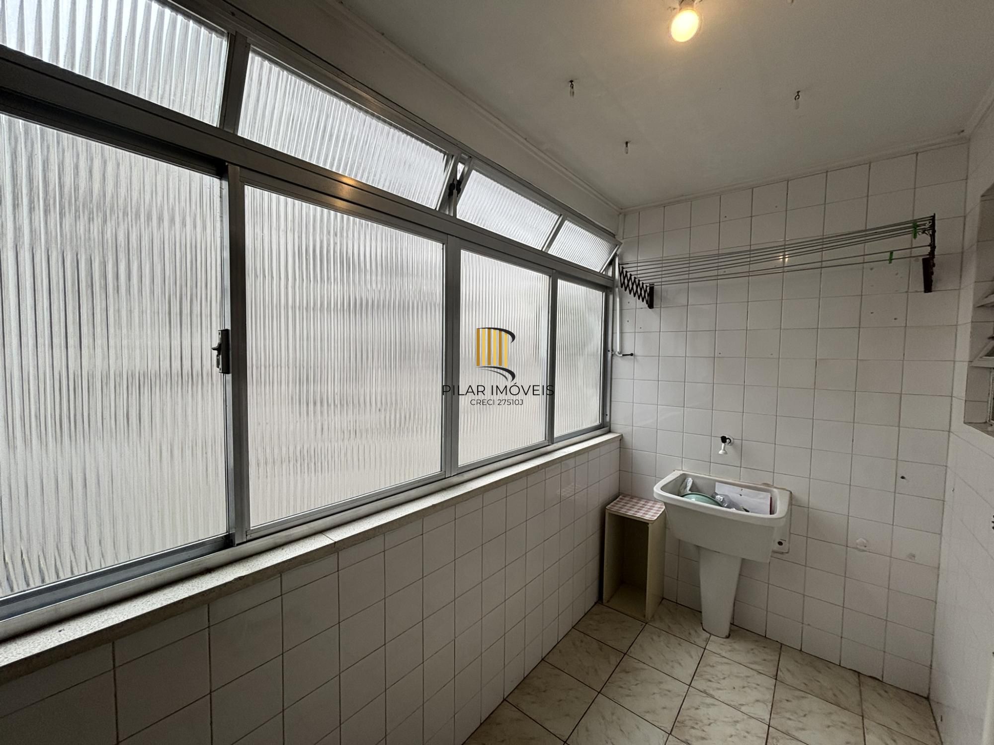 Apartamento 2 dormitórios no bairro Tristeza