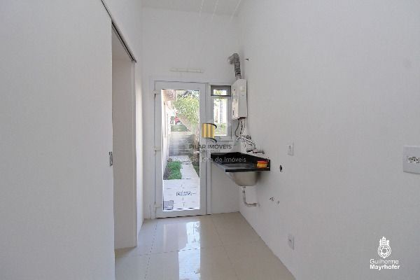 Casa Condominio para Venda - 280m², 3 dormitórios, sendo 1 suites, 5 vagas - Aberta Dos Morros