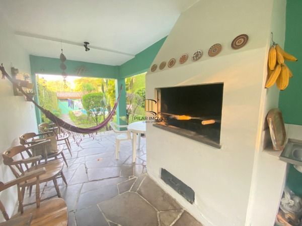 Casa para Venda - 301m², 4 dormitórios, sendo 1 suites, 2 vagas - Bom Jesus