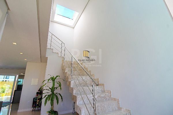 Casa Condominio em Porto Alegre, no bairro Aberta Dos Morros, com 3 dormitório(s), e 3 banheiros, à venda.