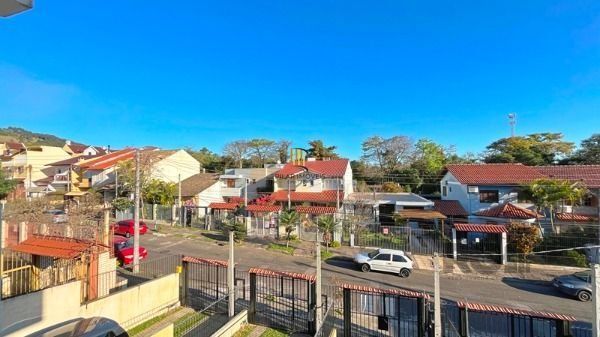 Casa para Venda - 79m², 2 dormitórios, sendo 2 suites, 2 vagas - Portal do Guarujá
