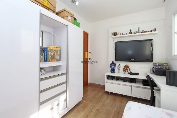 Casa para Venda - 236m², 5 dormitórios, sendo 4 suites, 2 vagas - Lagos De Nova Ipanema
