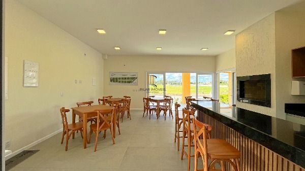 Casa Condominio em Porto Alegre, no bairro Hípica, com 3 dormitório(s), e 3 banheiros, à venda.