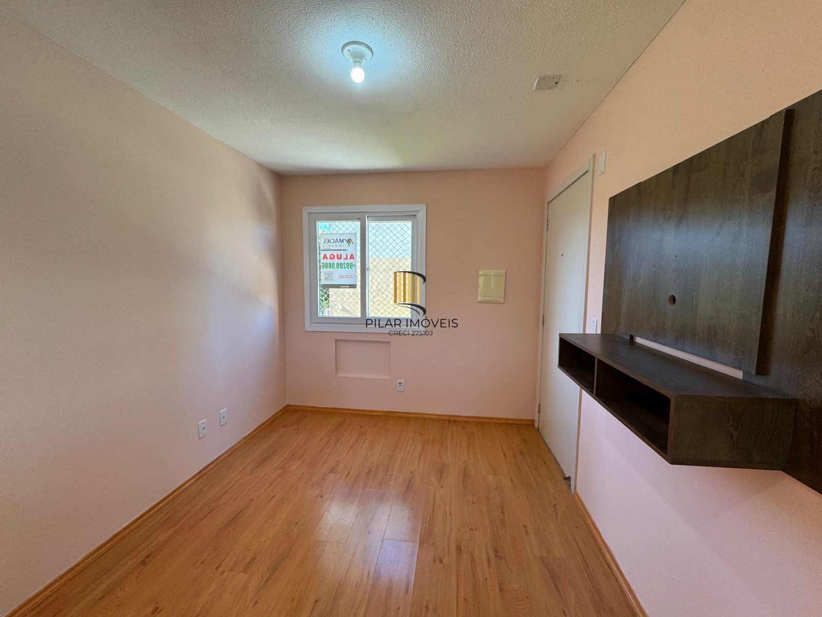 Apartamento 2 dormitório(s),com 1 vaga de garagem coberta à venda.