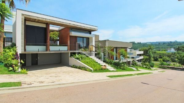 Casa Condominio para Venda - 300.29m², 4 dormitórios, sendo 4 suites, 2 vagas - Alphaville