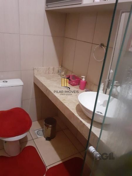 Casa 3 dormitórios no bairro Hípica