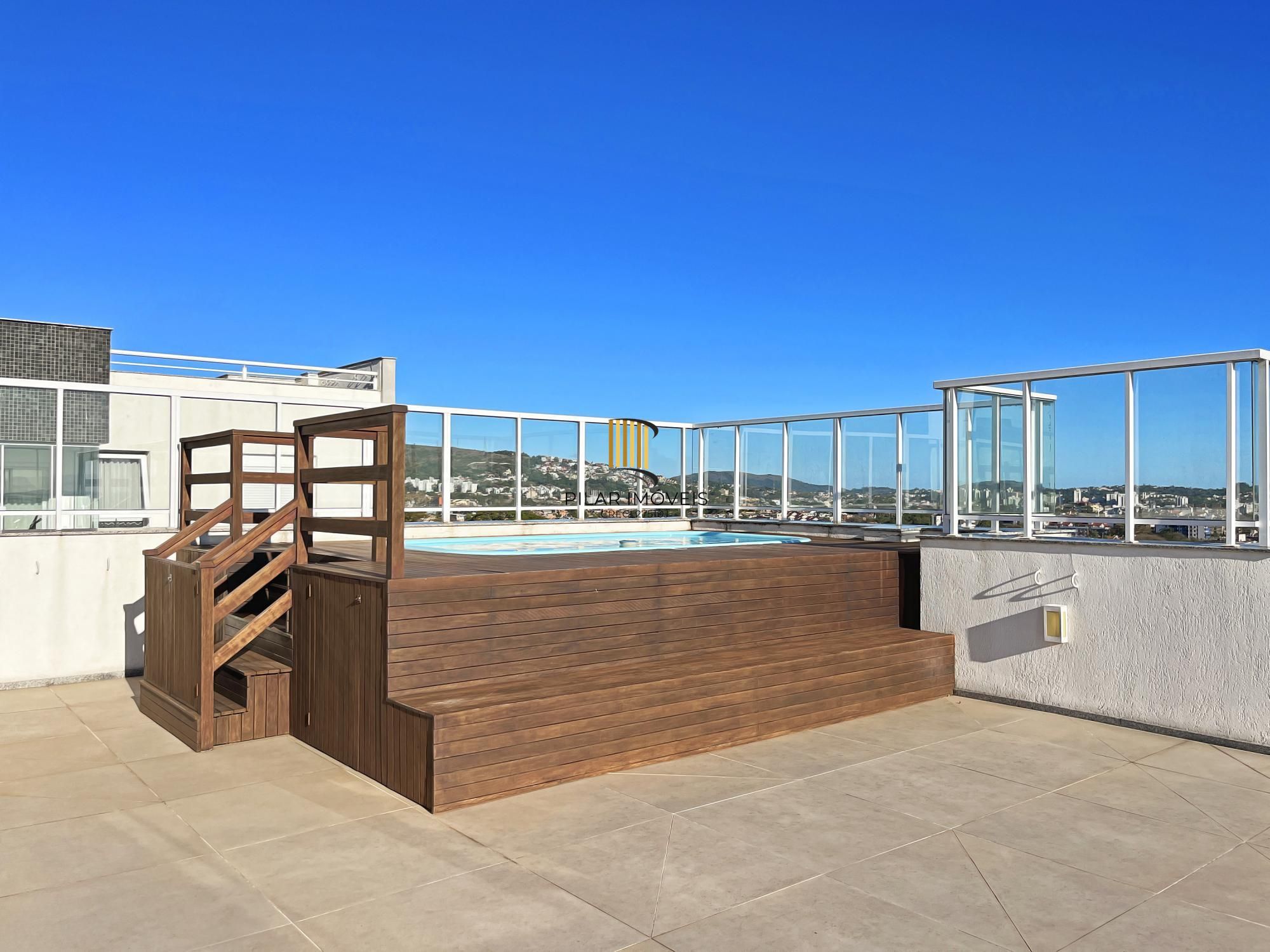 Apartamento com 3 dormitórios sendo 3 suíte á venda Bairro Cristal.