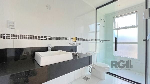 Casa Condominio em Porto Alegre, no bairro Hípica, com 3 dormitório(s), e 3 banheiros, à venda.
