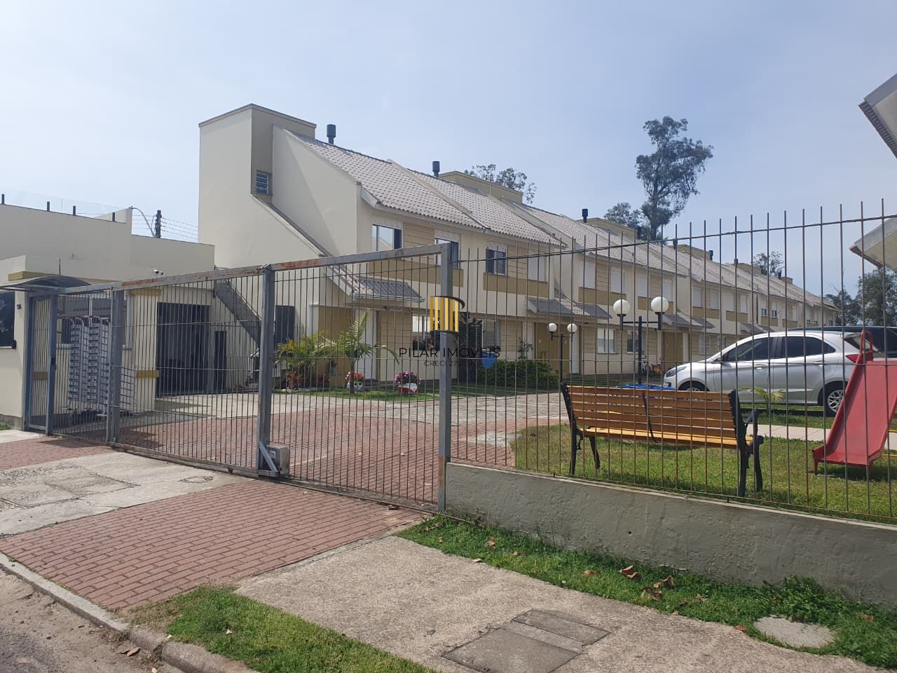 Sobrado  no condomínio Vida Nova Garden no bairro Hípica - zona sul de Porto alegre