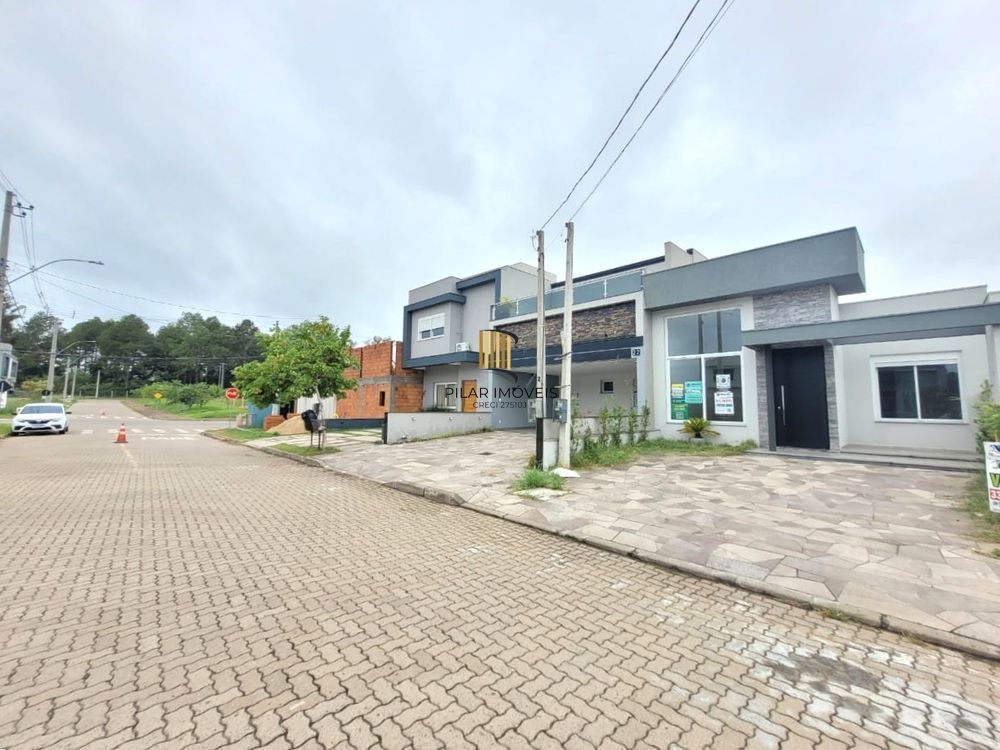 Casa para Venda - 99.9m², 3 dormitórios, sendo 1 suites, 2 vagas - Hípica