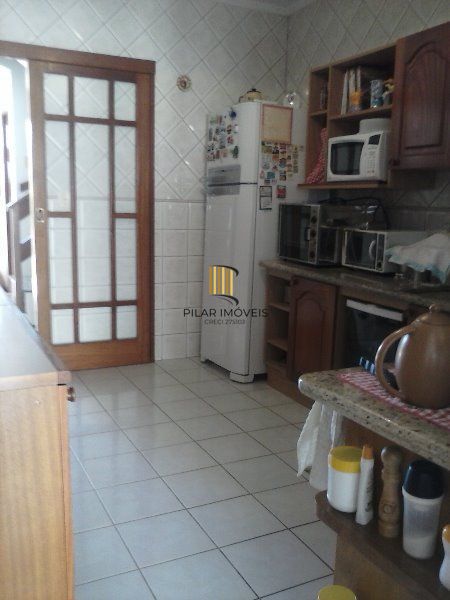 Casa Condominio para Venda - 239.71m², 3 dormitórios, sendo 1 suites, 2 vagas - Cavalhada