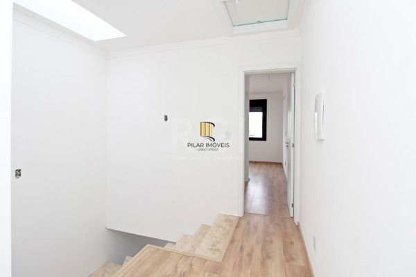 Casa para Venda - 96.5m², 2 dormitórios, sendo 2 suites, 2 vagas - Hípica