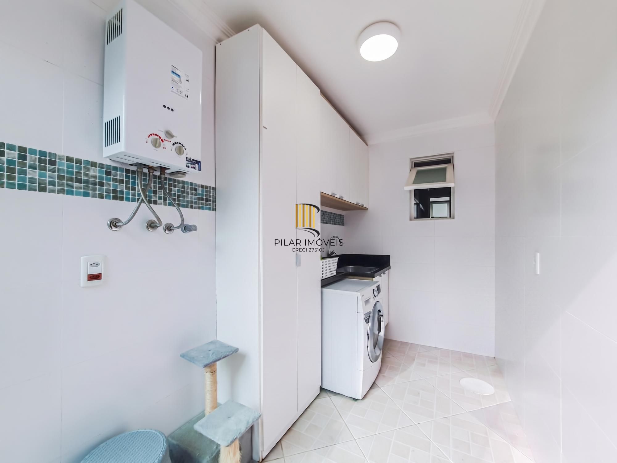 O refúgio perfeito: Casa térrea reformada com piscina e clima de interior!