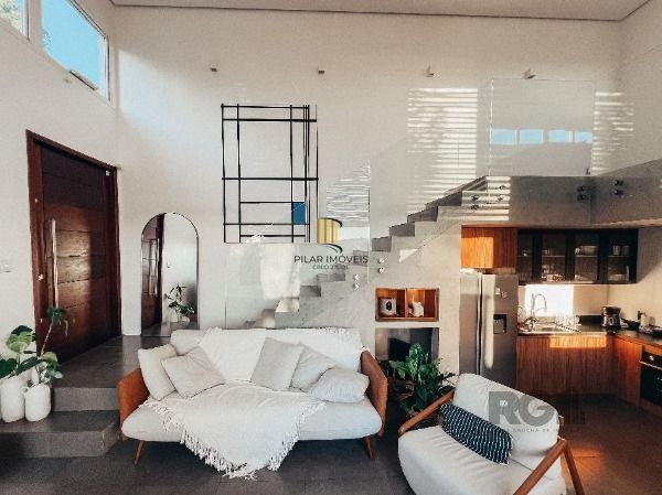 Casa 3 dormitórios no bairro Ipanema