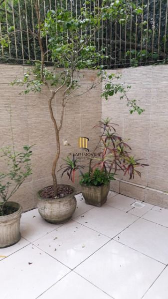 Casa Condominio para Venda - 121.09m², 2 dormitórios, 4 vagas - Hípica