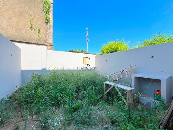 Casa para Venda - 120m², 3 dormitórios, sendo 1 suites, 2 vagas - Hípica