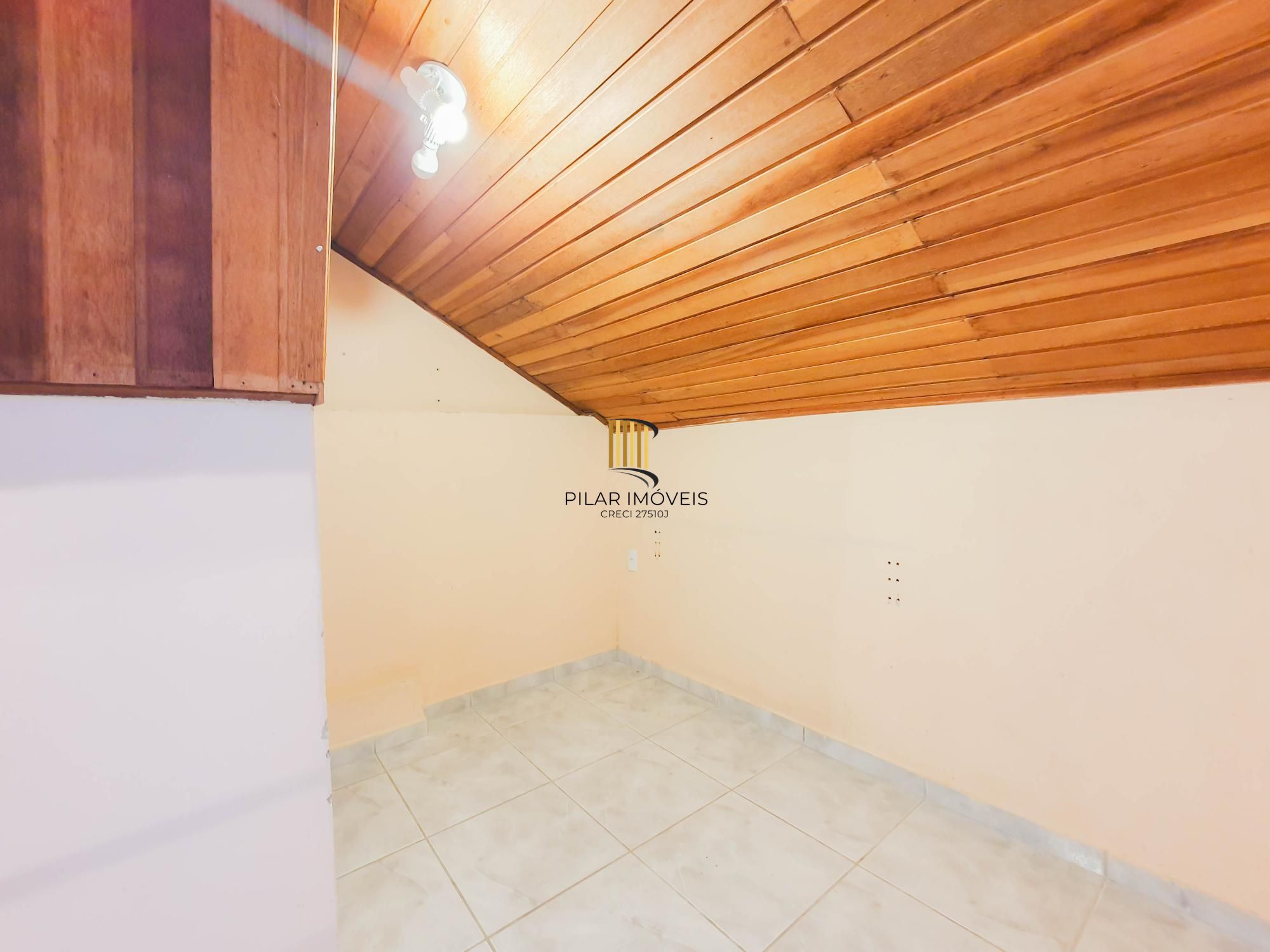 No bairro Serraria, casa em condomínio com 3 dormitórios