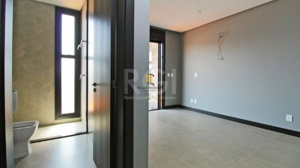 Casa Condominio para Venda - 300.29m², 4 dormitórios, sendo 4 suites, 2 vagas - Alphaville