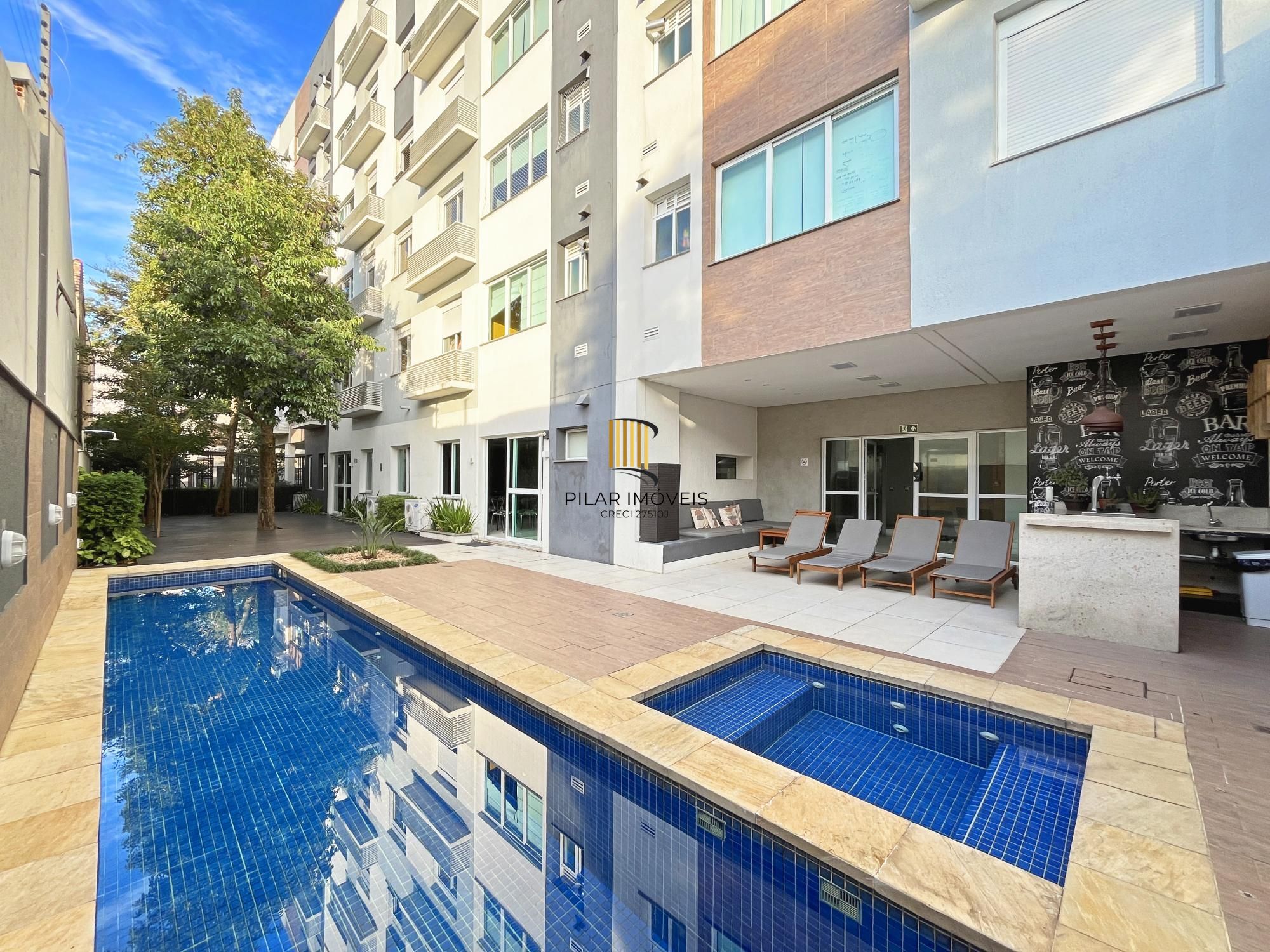 Apartamento de 2 dormitórios no Cristal