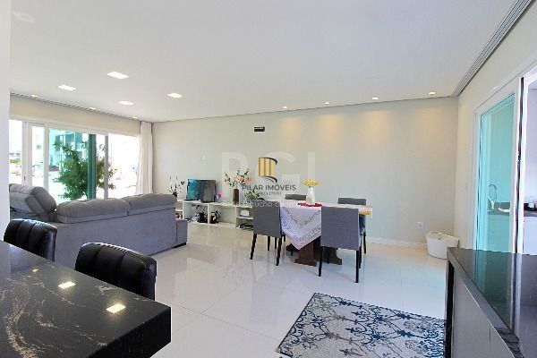 Casa Condominio em Porto Alegre, no bairro Aberta Dos Morros, com 3 dormitório(s), e 3 banheiros, à venda.