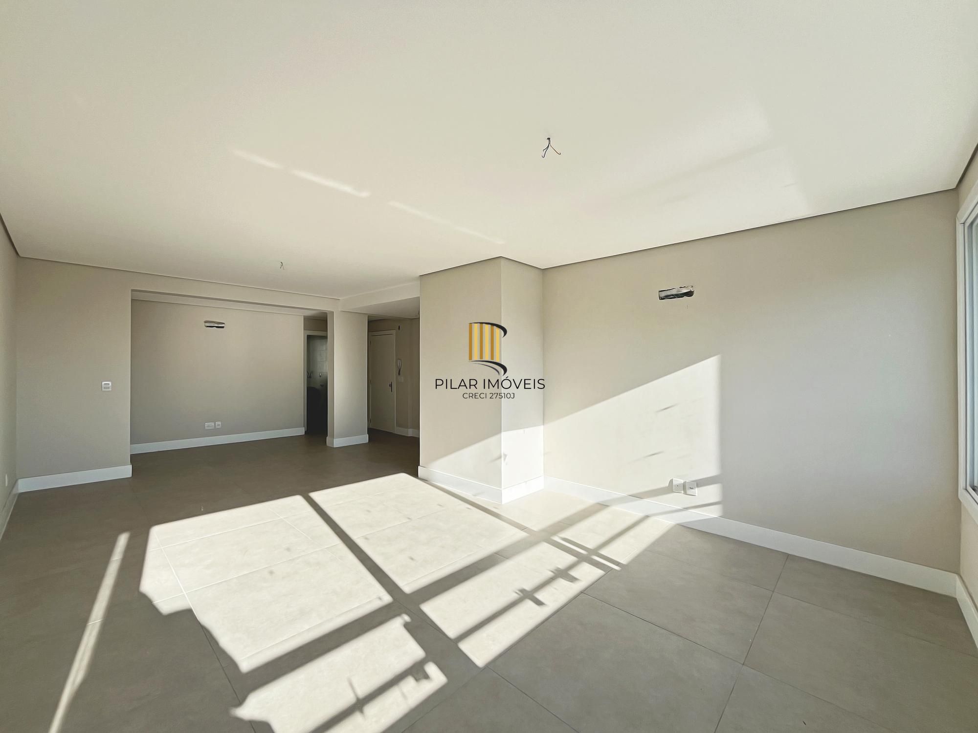 Apartamento com 3 Suítes no Cristal