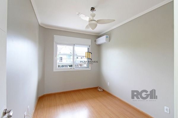 Casa em Porto Alegre, no bairro Hípica, com 3 dormitório(s), e 3 banheiros, à venda.