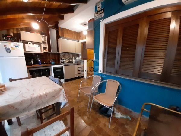 Casa para Venda - 62m², 2 dormitórios, 2 vagas - Hípica
