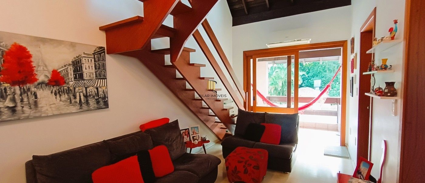 Linda cobertura, 3 quartos, 1 suíte, infra completa no bairro Ipanema, com ofurô.