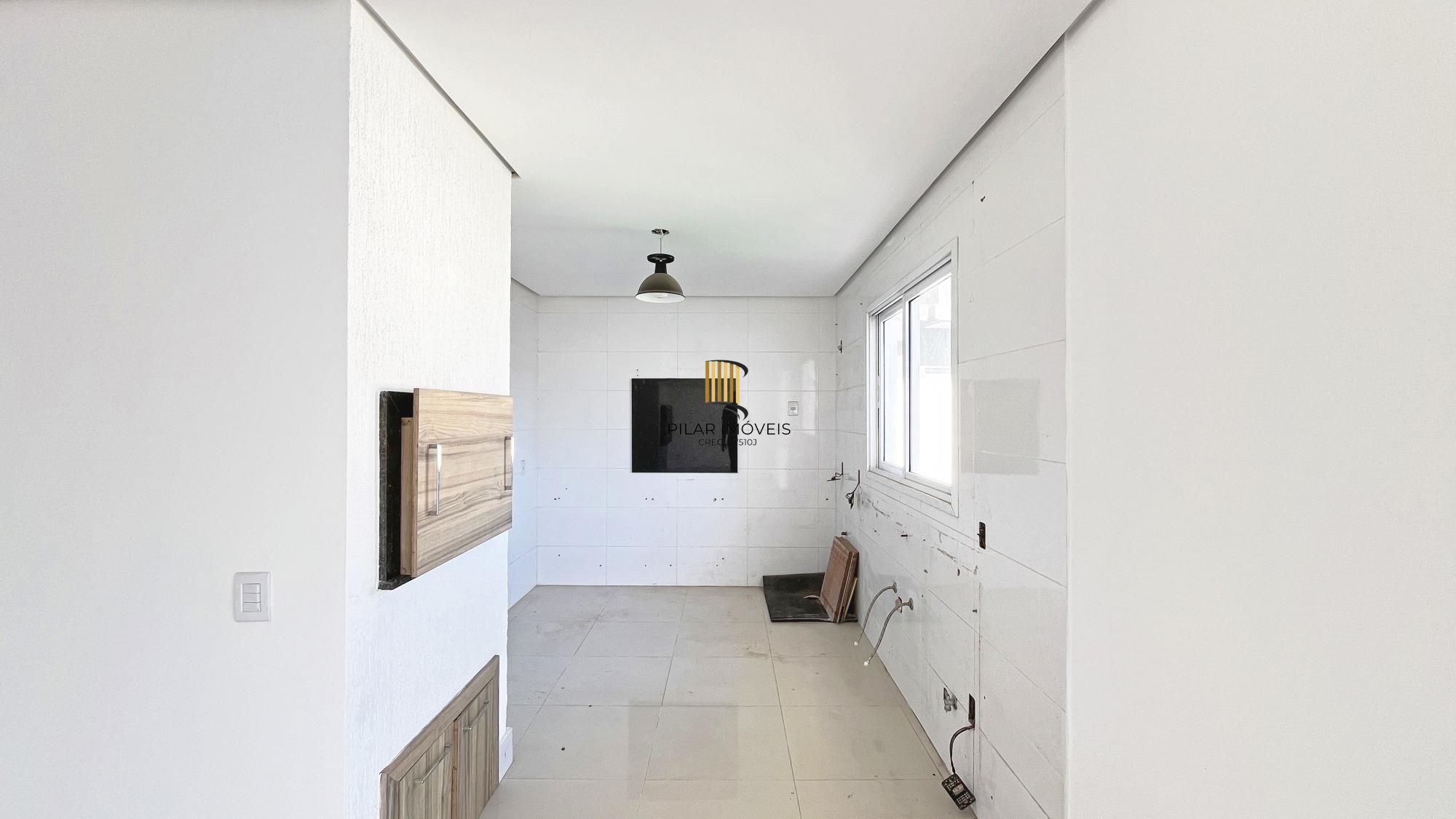 Casa de Condomínio 3 dormitórios no bairro Hípica