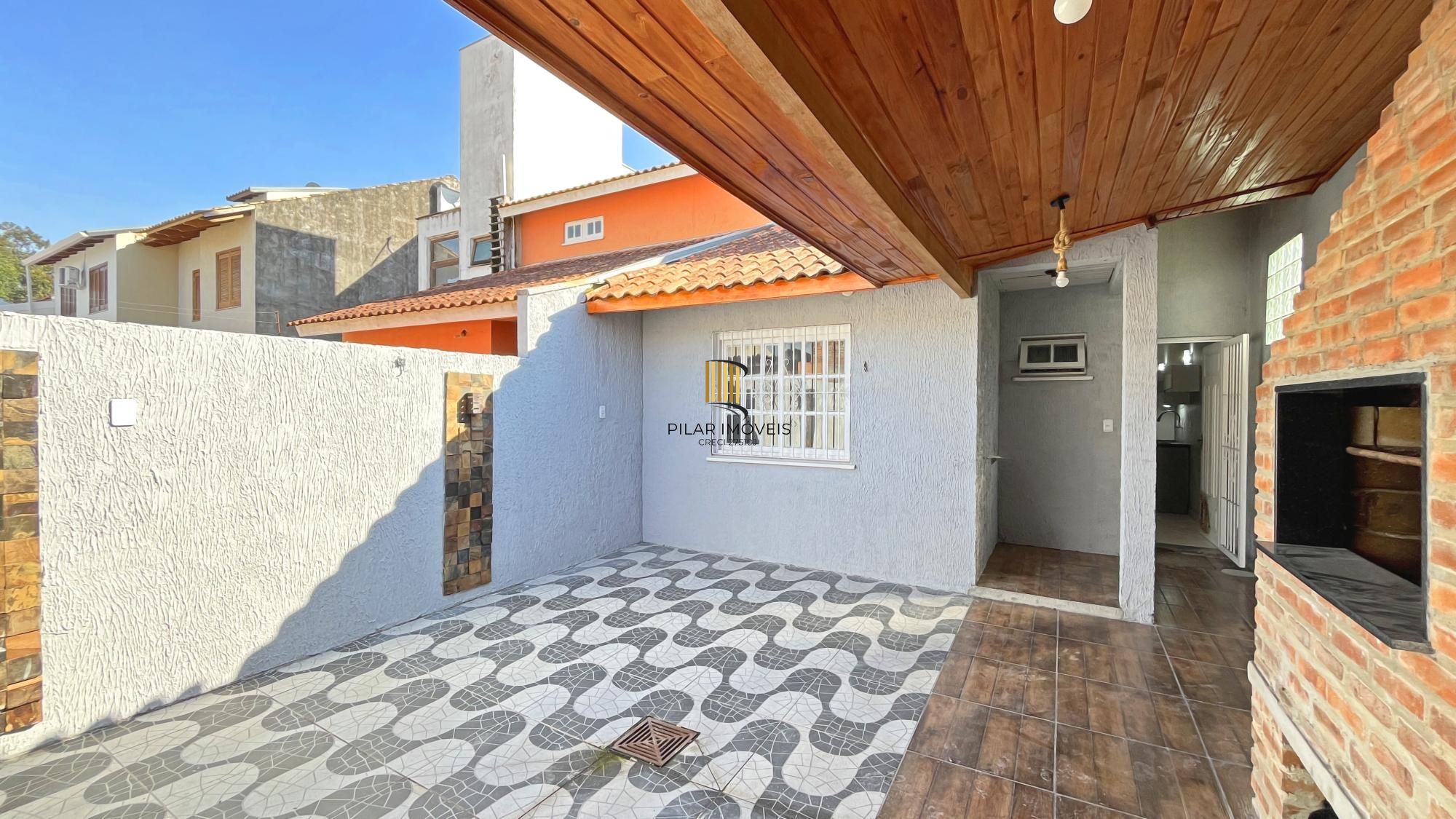 Casa para Venda - 70m², 2 dormitórios, 2 vagas - Hípica