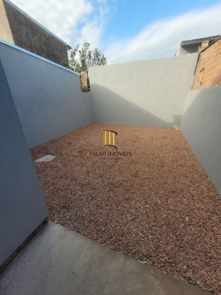 Casa em Porto Alegre, no bairro Hípica, com 3 dormitório(s), e 3 banheiros, à venda.