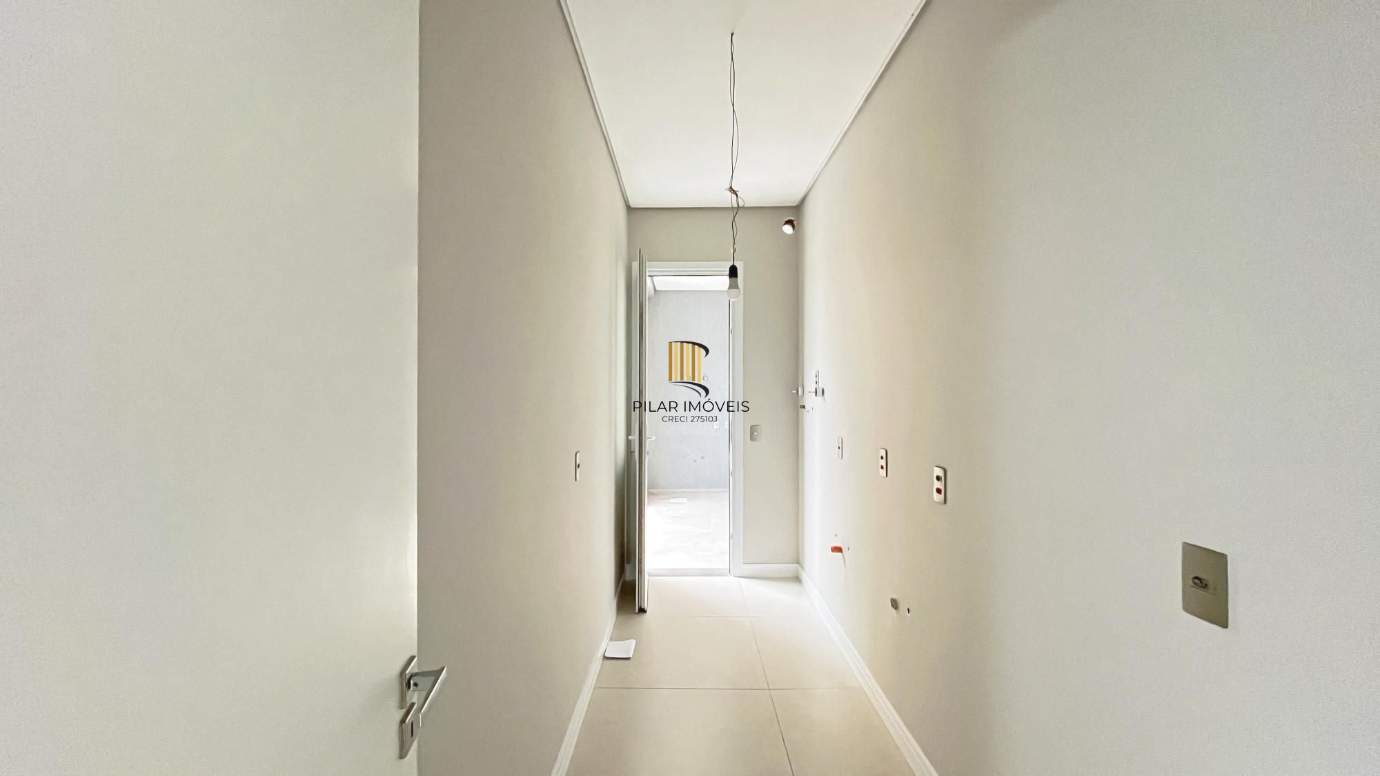 Casa Condominio em Porto Alegre, no bairro Hípica, com 3 dormitório(s), e 3 banheiros, à venda.