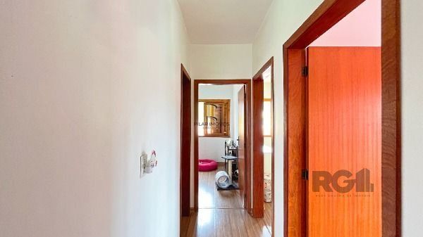 Casa em Porto Alegre, no bairro Aberta dos Morros, com 3 dormitório(s), à venda.