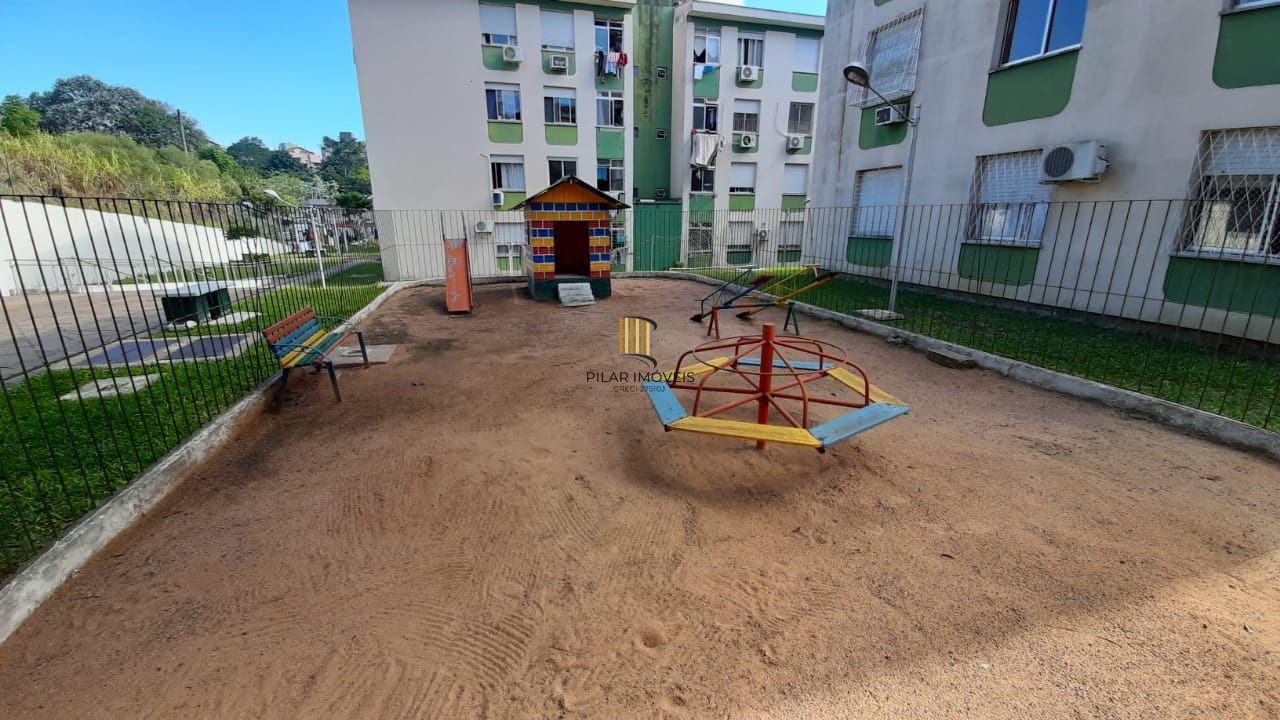 Apartamento 2 dormitórios, perto de todos recursos do bairro.