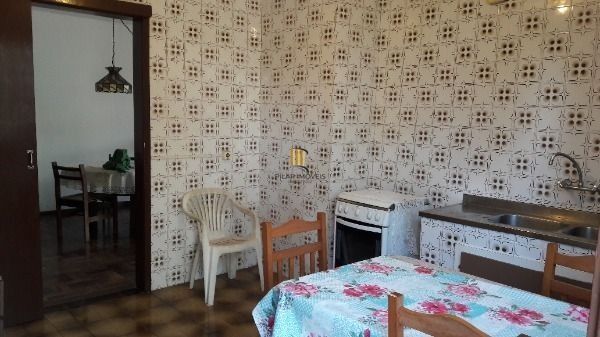 Casa para Venda - 200m², 3 dormitórios, sendo 1 suites, 4 vagas - Ipanema