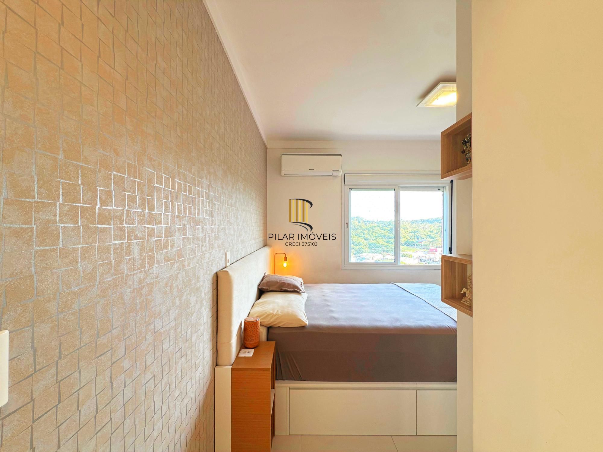 Apartamento Semimobiliado com Vista Panorâmica
