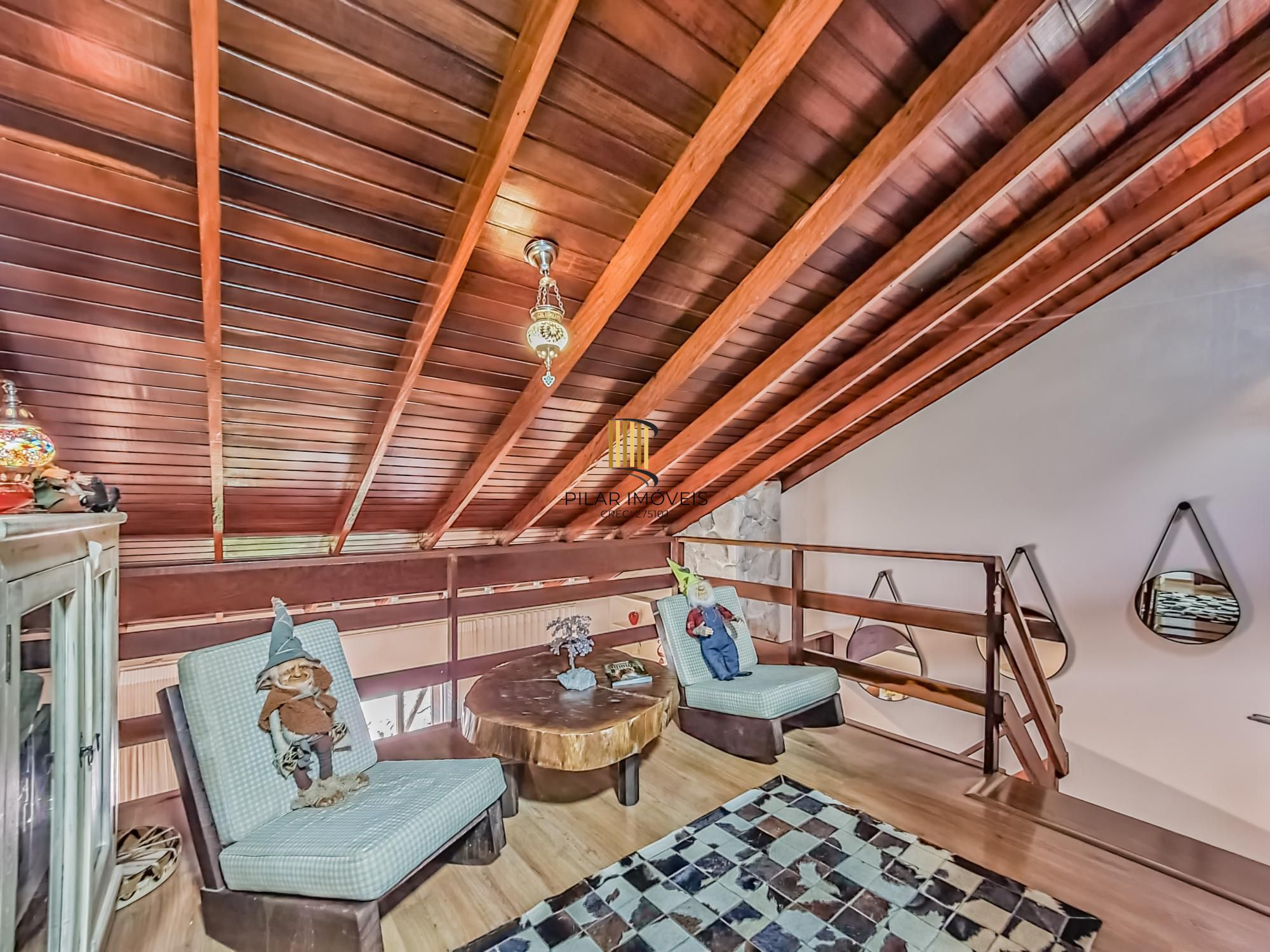 Casa em condomínio mobiliada, 3 dormitórios