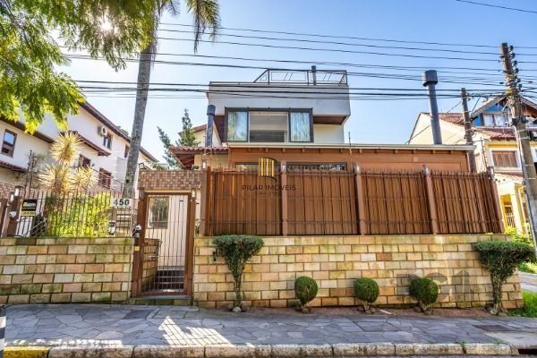Casa Condominio em Porto Alegre, no bairro Jardim Isabel, com 3 dormitório(s), à venda.