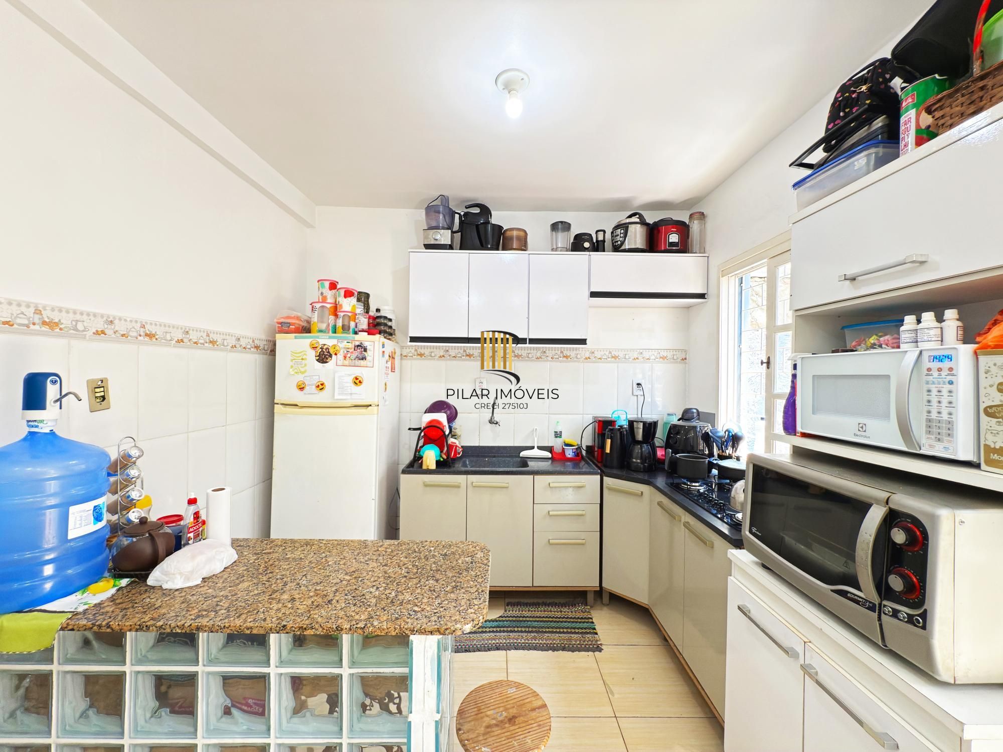 Casa 2 dormitórios no bairro Hípica