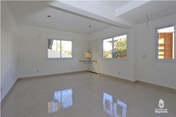 Casa para Venda - 101.45m², 3 dormitórios, sendo 2 suites, 1 vaga - Portal do Guarujá