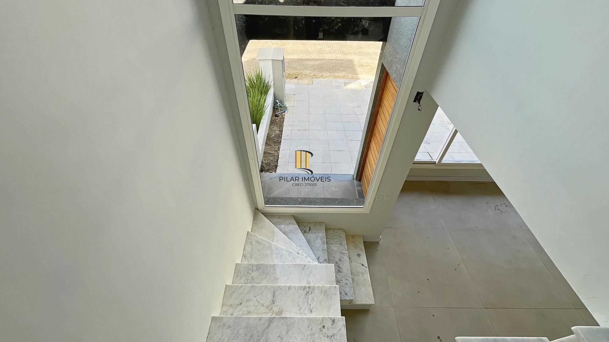 No condomínio Villa Amalfi
