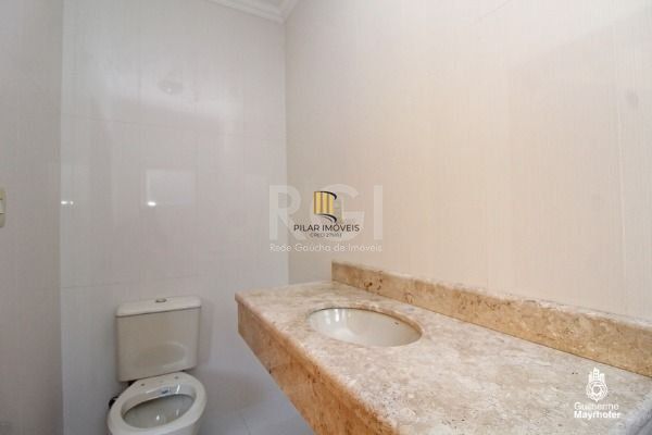 Casa Condominio para Venda - 254.32m², 3 dormitórios, sendo 3 suites, 2 vagas - Pedra Redonda