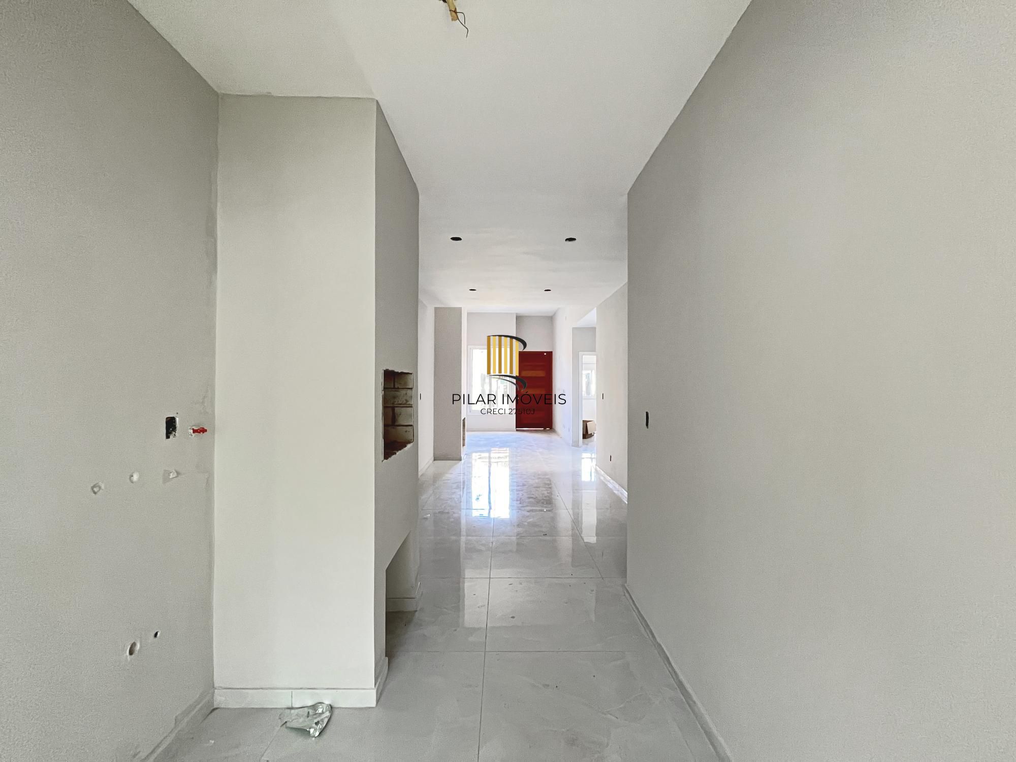 Nova ! Casa térrea 3 dormitórios com pátio amplo, bairro Hípica Boulervard !