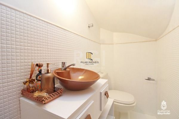 Casa para Venda - 178.85m², 4 dormitórios, sendo 2 suites, 2 vagas - Altos do Ipê