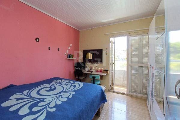 Casa para Venda - 220m², 4 dormitórios, sendo 2 suites, 5 vagas - Vila Nova
