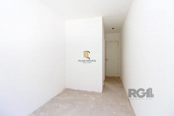 Sobrado para Venda - 100m², 3 dormitórios, sendo 3 suites, 2 vagas - Portal Do Guarujá